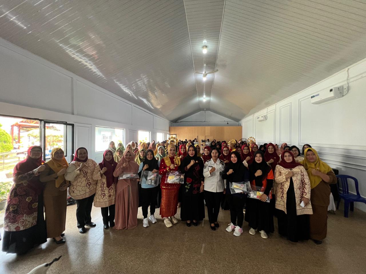 KUNJUNGAN KELAPAS PEREMPUAN